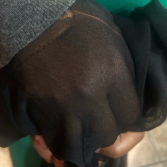 ALAÏA
Mesh and wool draped minidress size 36 - Picture 11 of 16